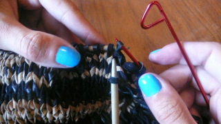Illustration for article titled How To Knit A Prada-Inspired Purse